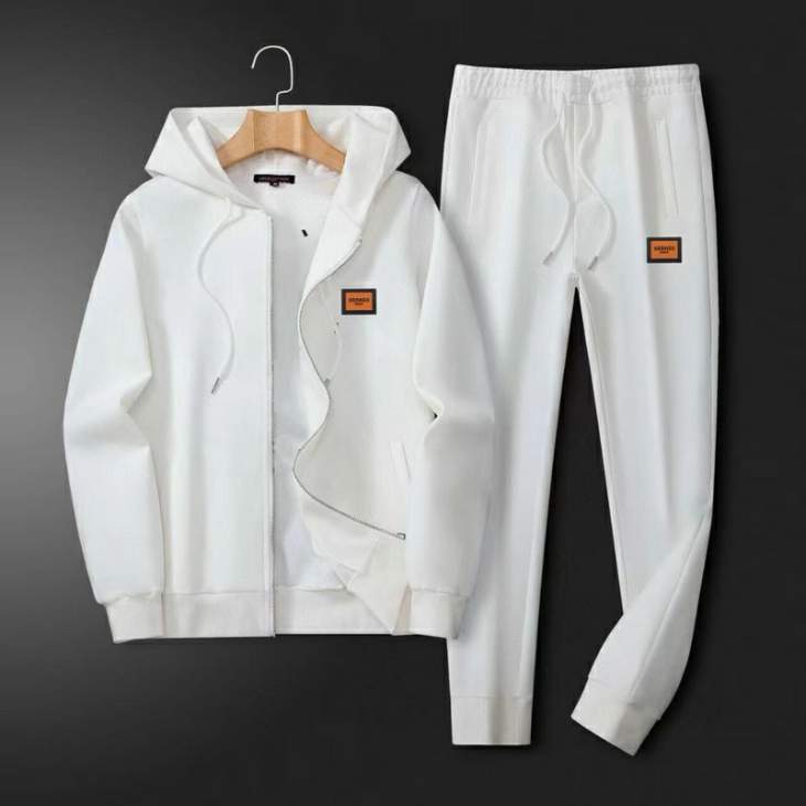 Picture of Hermes Sweater Suits _SKUHermesM-5XLkdtr1940495